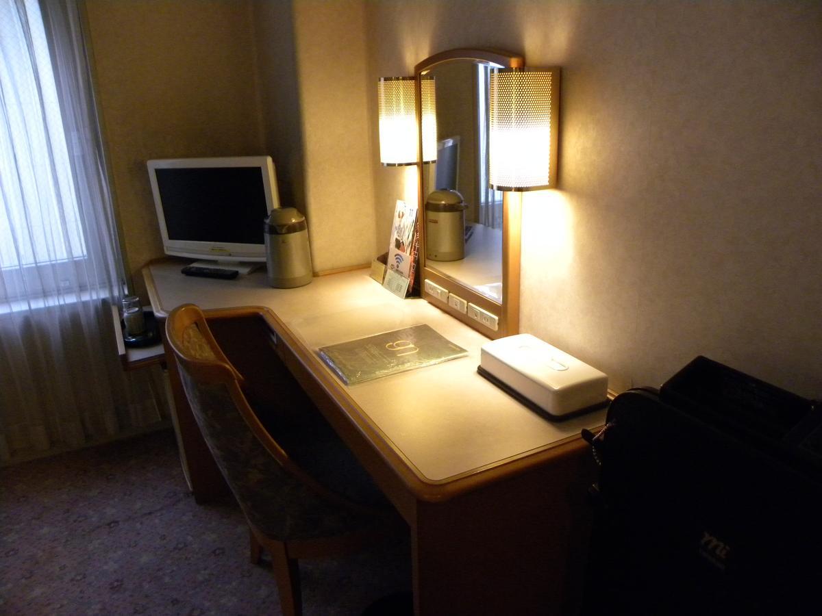 Hotel New Green Okachimachi Токіо Екстер'єр фото